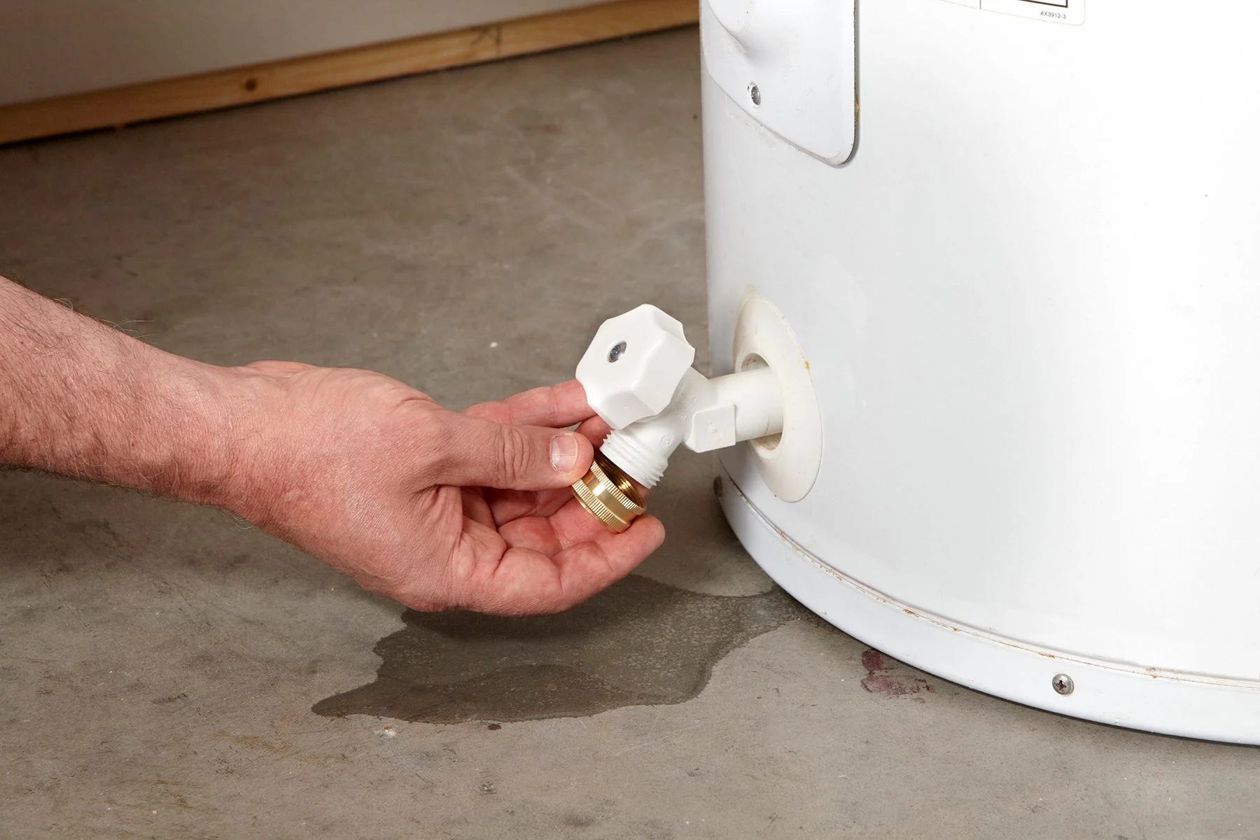 Water Heater Leaking from Drain Valve FH12SEP 531 06 006 SSedit